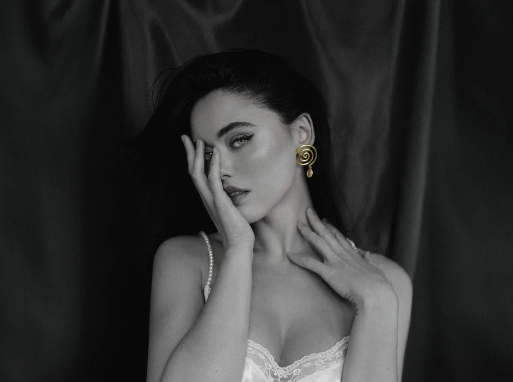 KRISTINA BAZAN x NATKINA