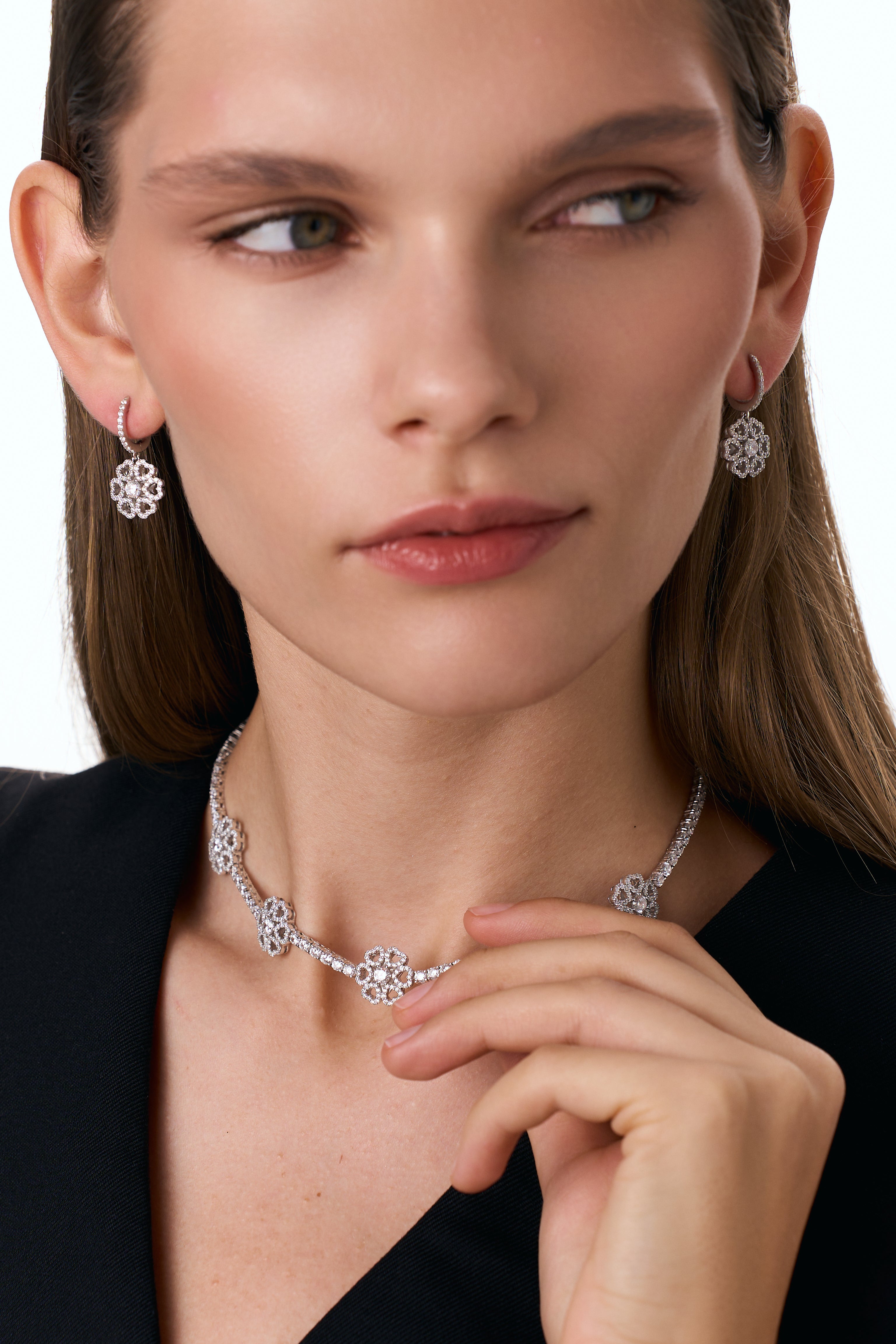 Silver Flower Choker