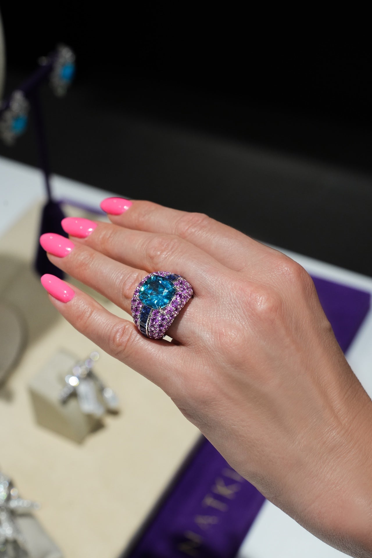 Unique Pink and Blue Sapphires Diamond 18K White Gold Exclusive Ring