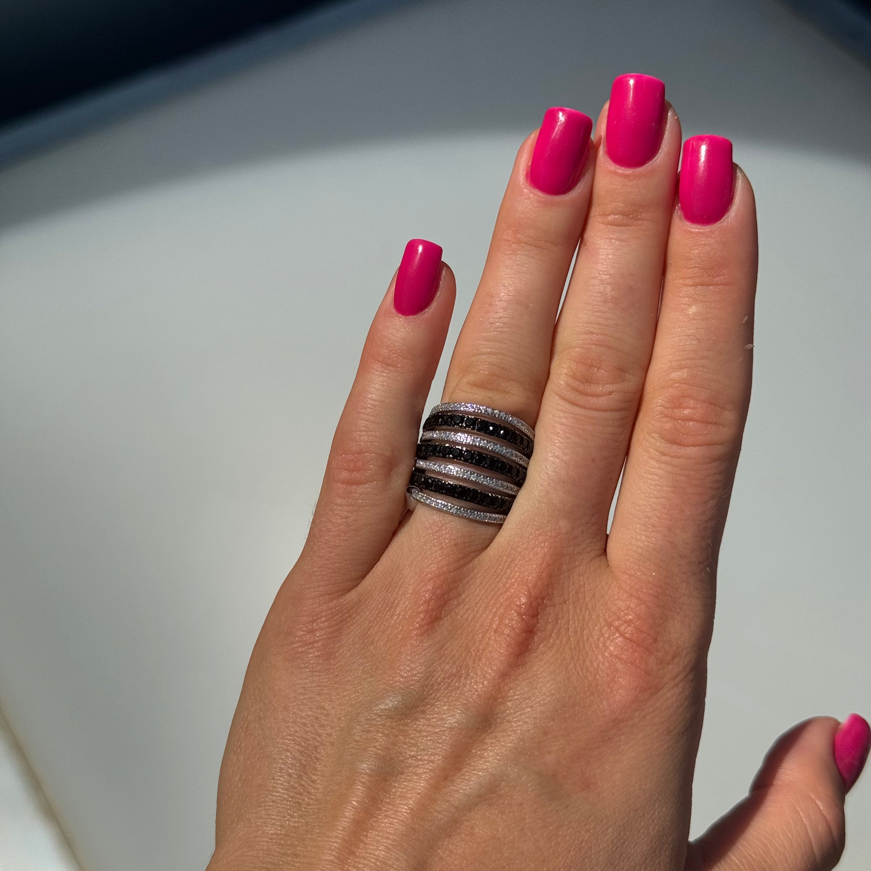 Classic Black & White Ring