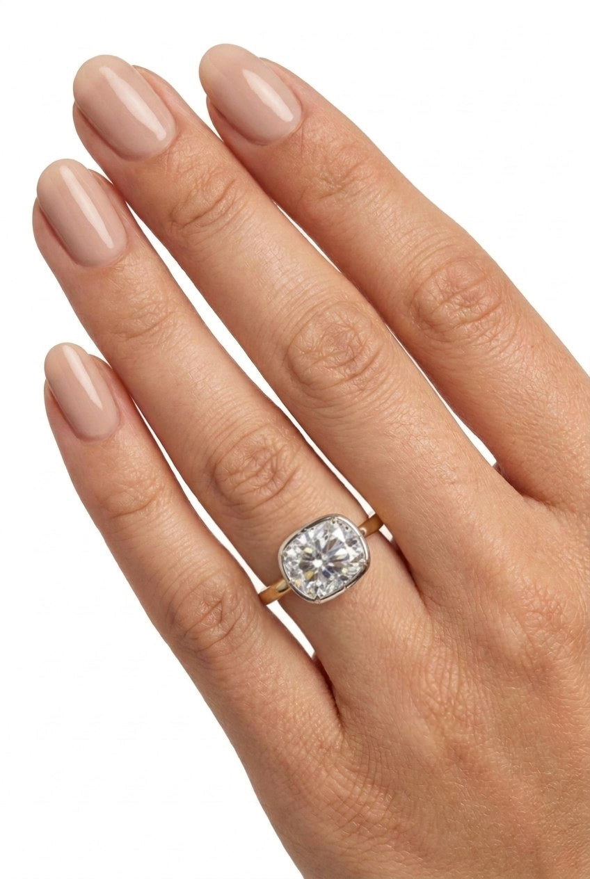 Anello solitario taglio cuscino