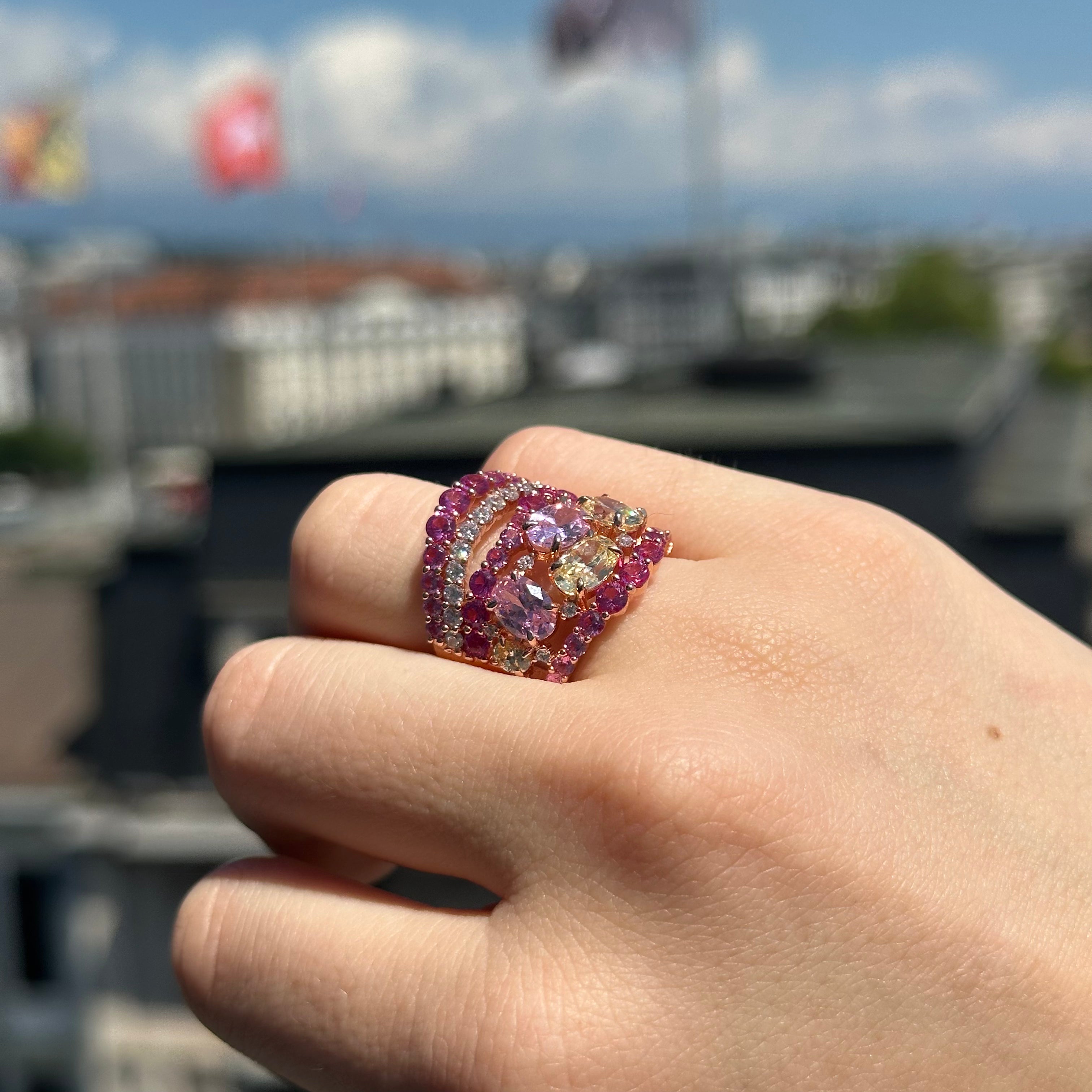 Stunning Multicoloured Ring