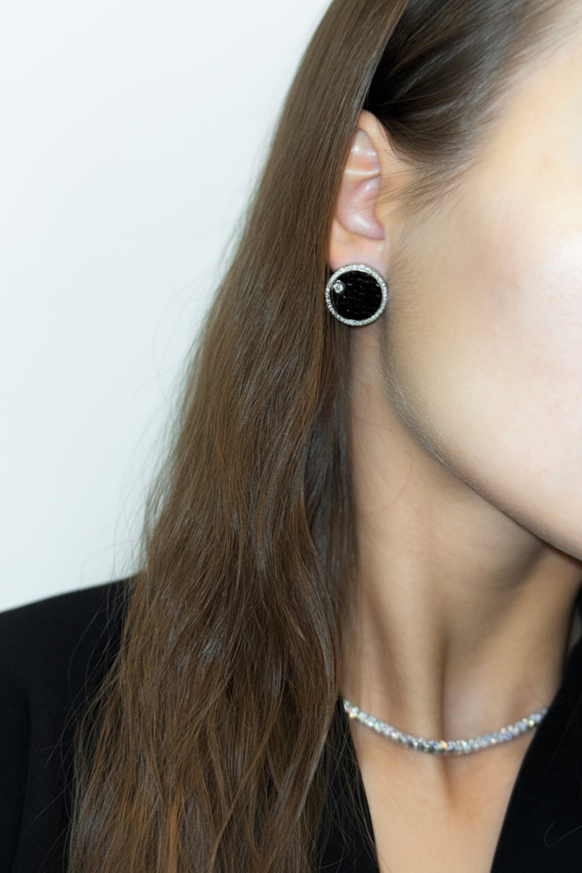 Black and White Quantum Earrings by Natkina