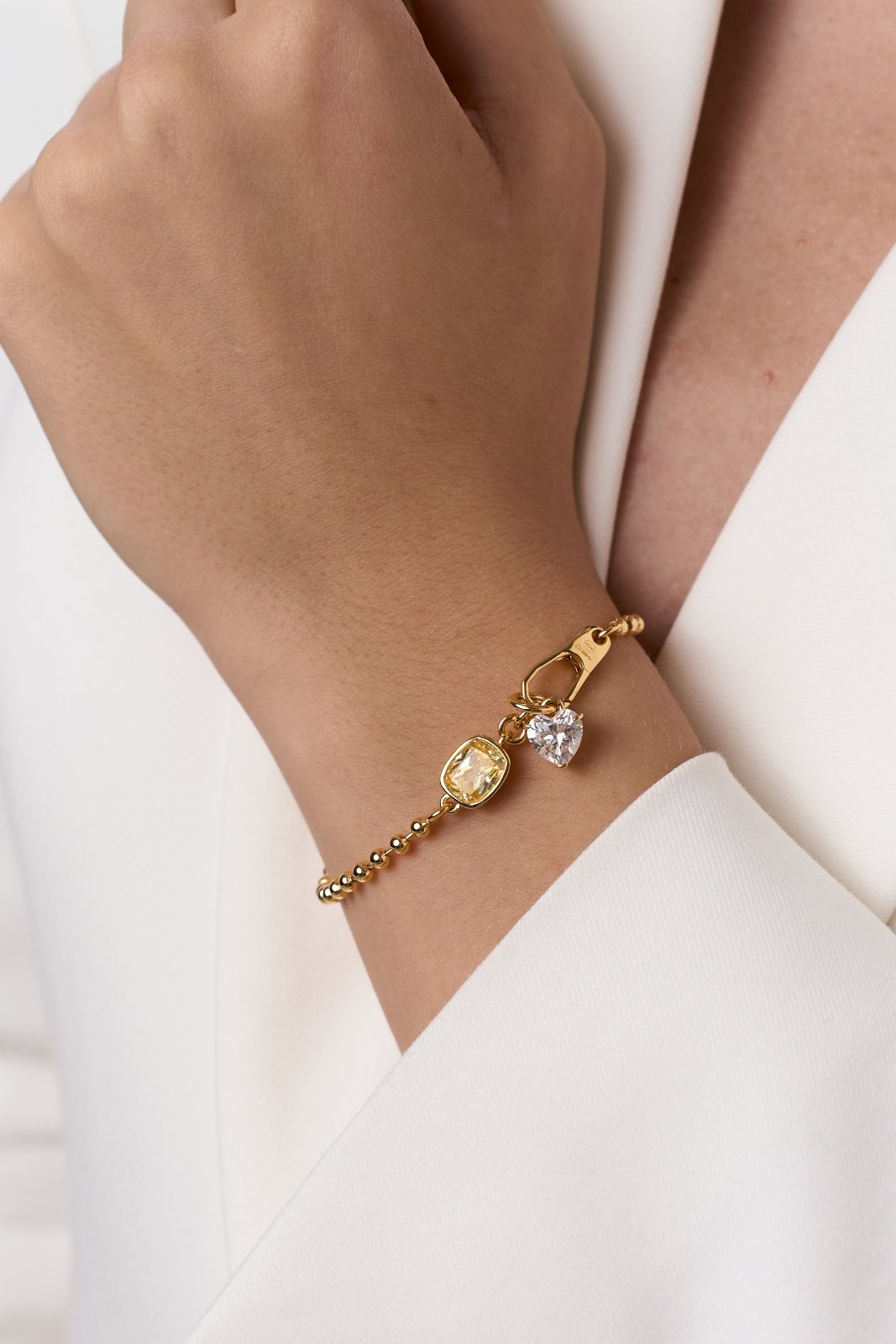 Golden Heart Bracelet by Natkina