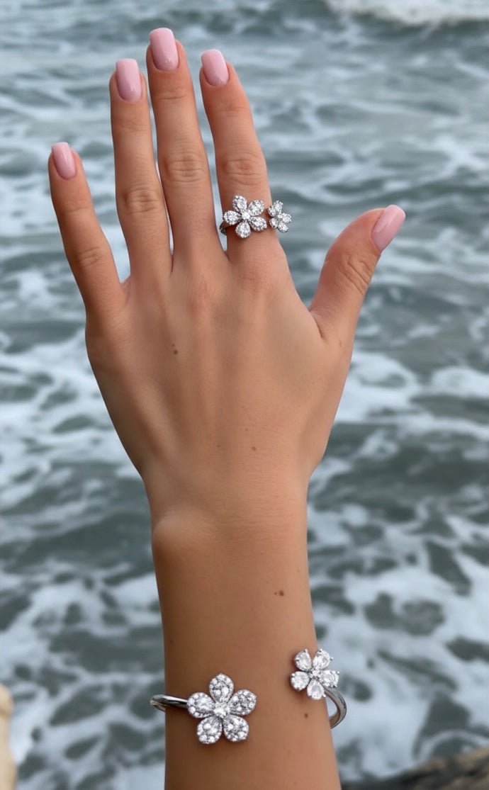 Sunlight Elegance Ring by Natkina