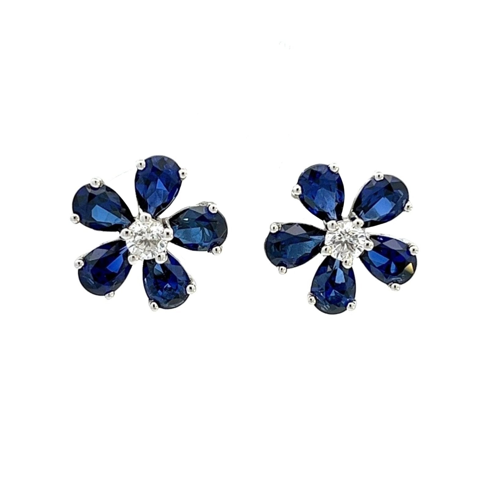 Beautiful flower studs by Natkina