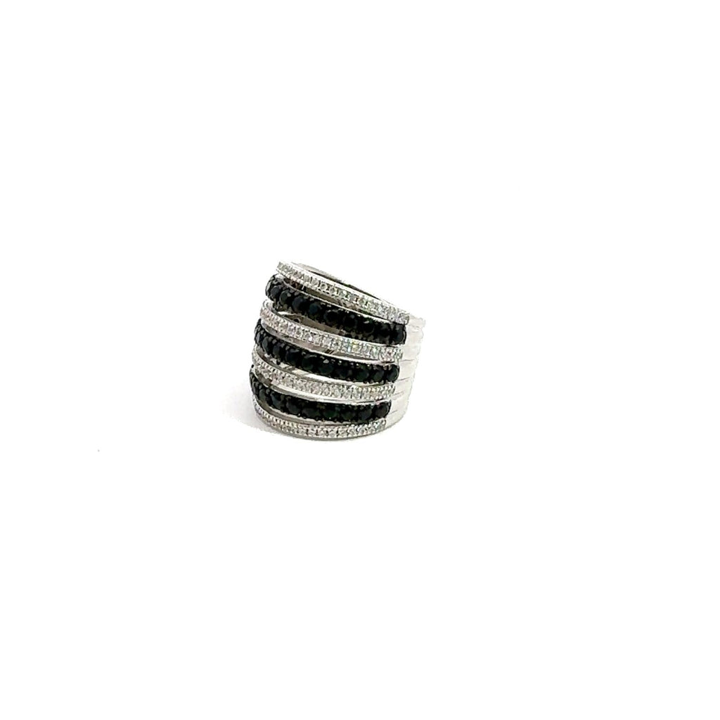 Classic & White Ring
