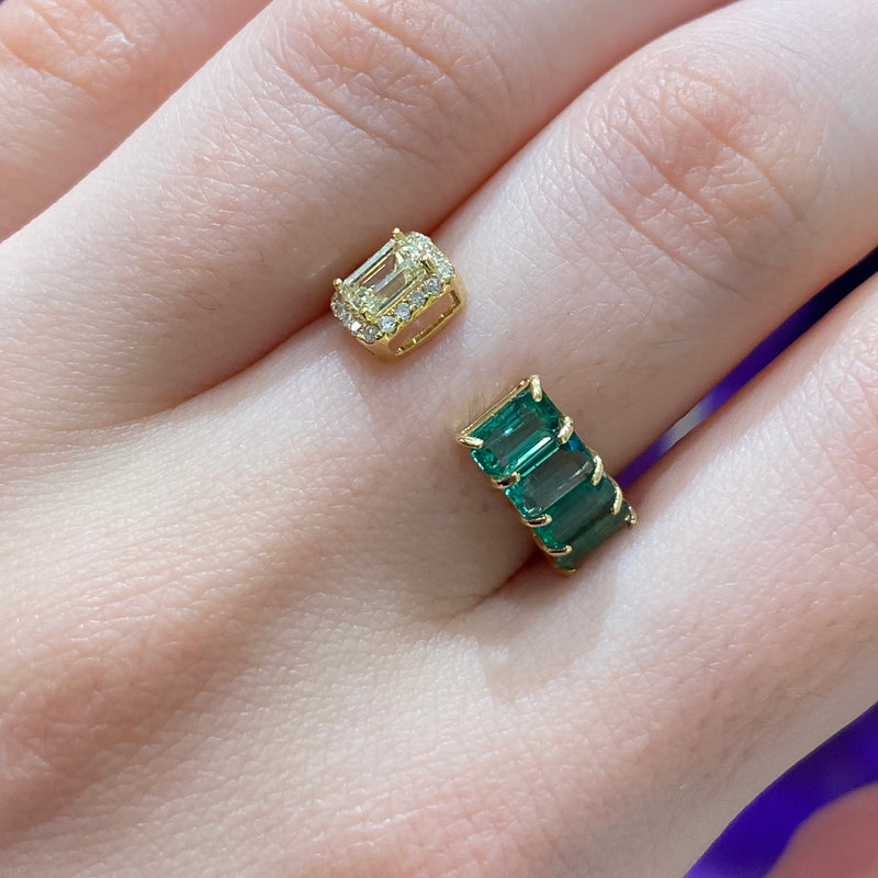 18K Yellow Gold Emerald Ring with Diamonds For Her